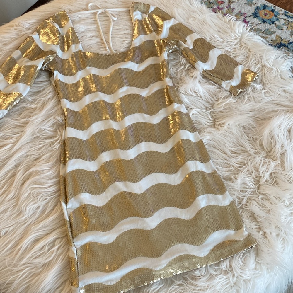 NEW ARDEN B. Mini sequins dress